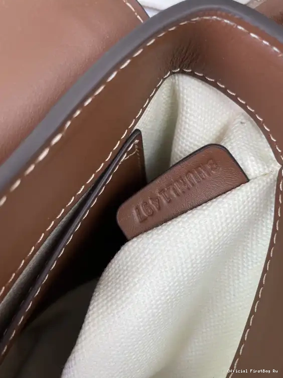 Official First Bag Ru Bag-25-8.5-18cm Crossbody BURBERRY Note 0511
